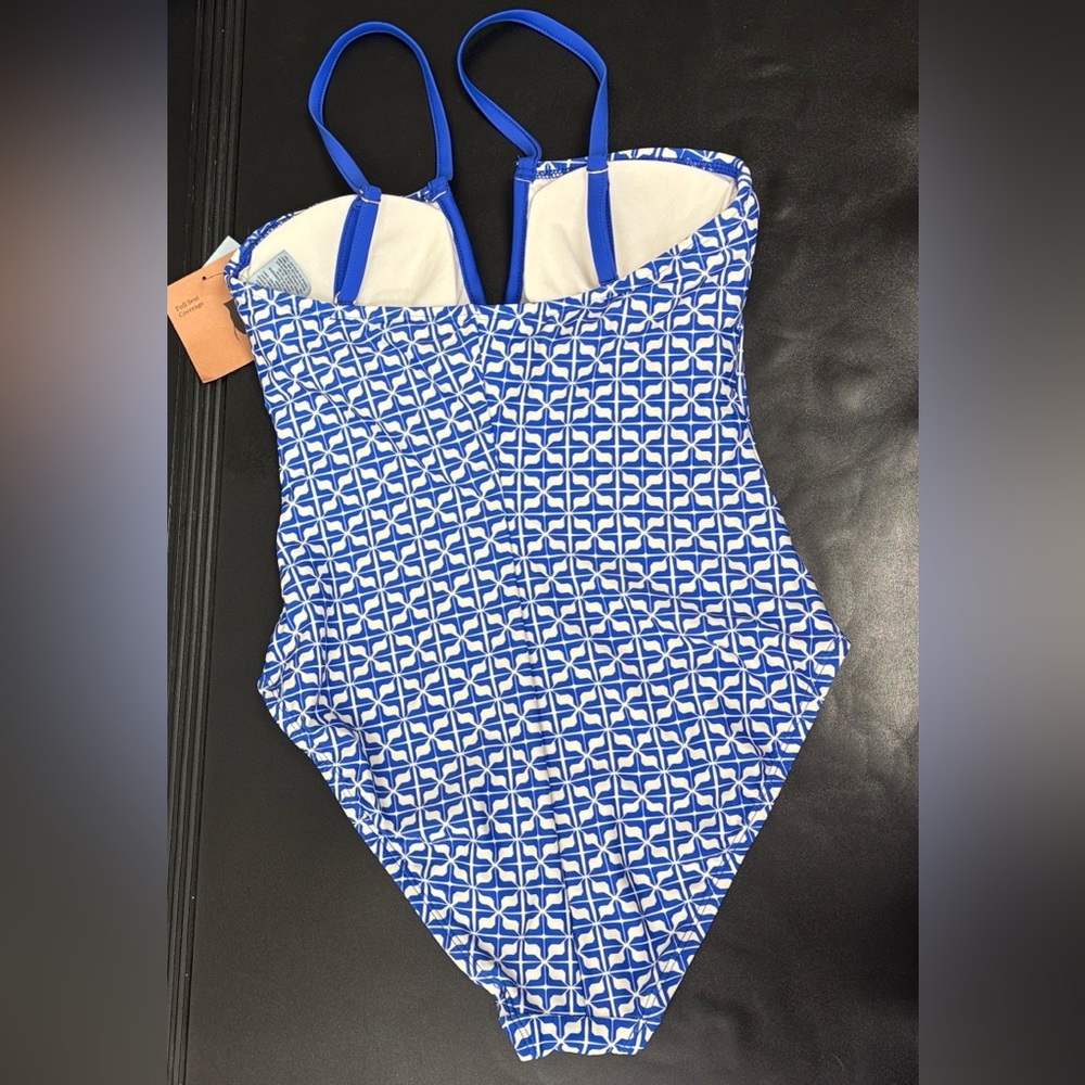 NWT Shade & Shore One Piece Swim Suit size Small (4-6) with full coverage bottom - Picture 7 of 7